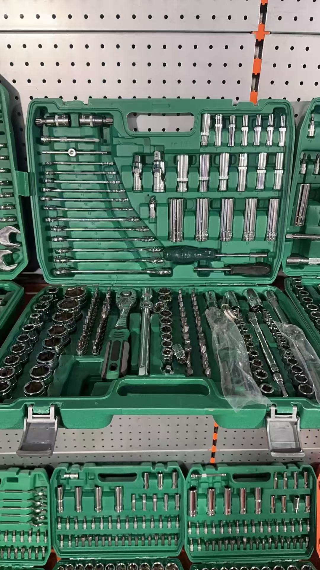 Kit di Riparazione Auto Fai-da - Gardening Tools Repair recensione e prezzo